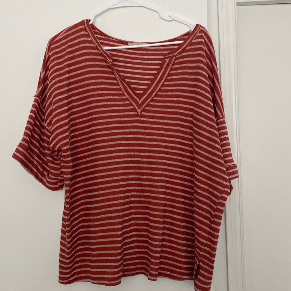 Fun basic lounge top